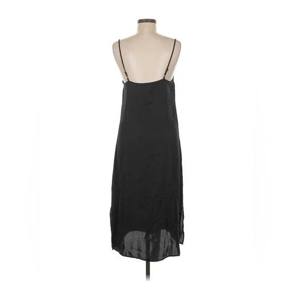 Elegant Black Satin Slip Dress - Picture 2 of 5